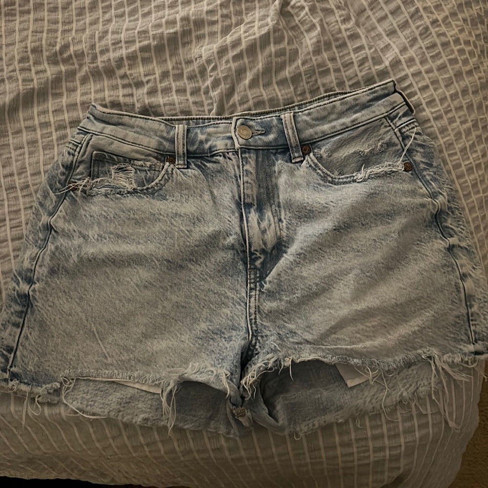 American Eagle Jean Shorts Size 6